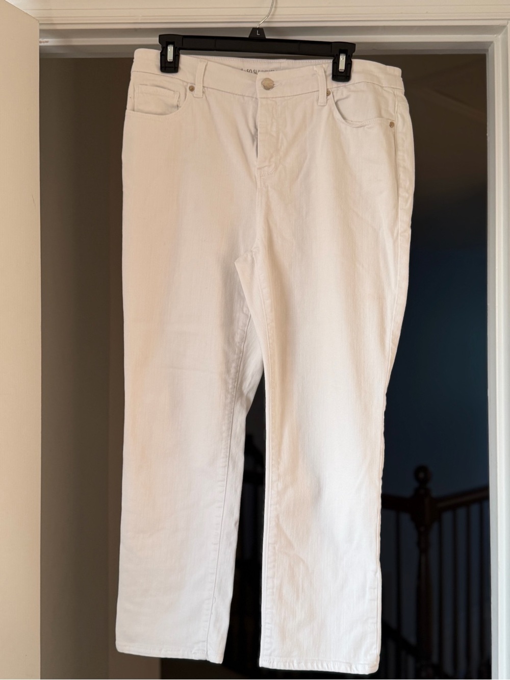 Chico’s So Slimming Girlfriend Crop White Jeans Size 1.5 or Women’s 10
